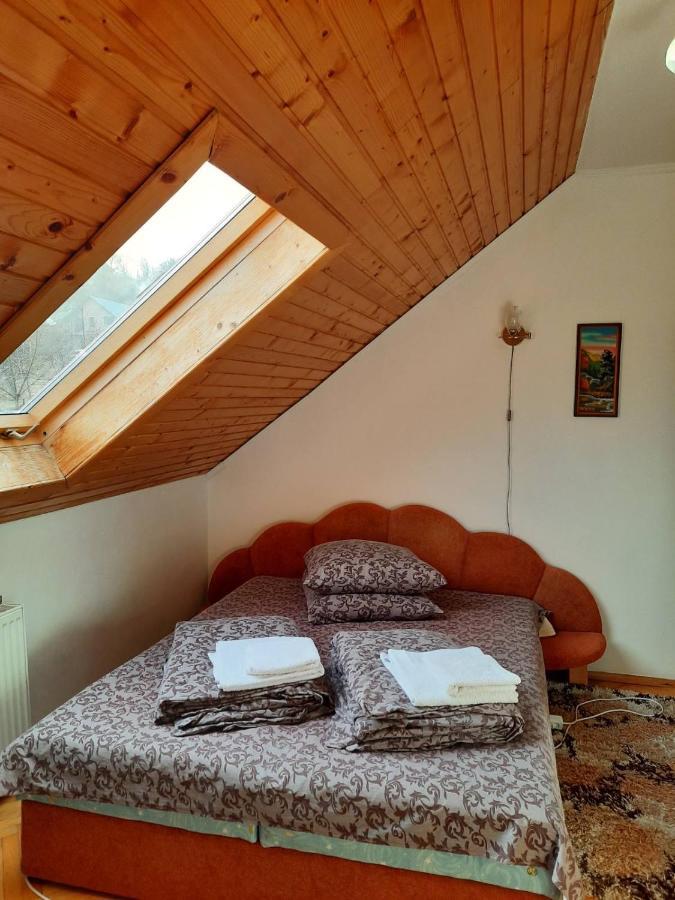 Садиба У Крайлюків Yaremche Exterior foto